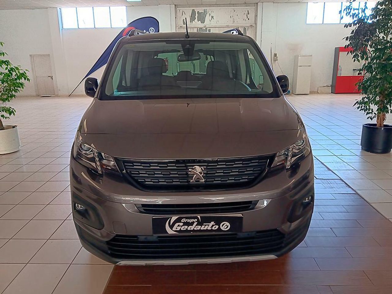 Foto peugeot rifter 2020 /