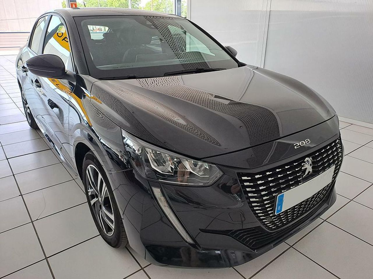 Foto peugeot 208 2023 /