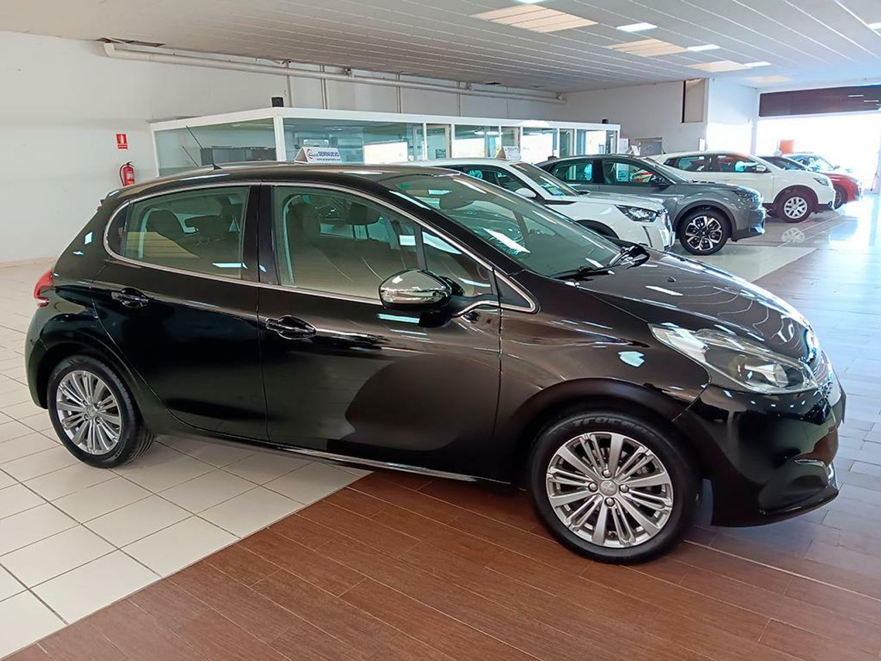 Foto peugeot 208 2015 /