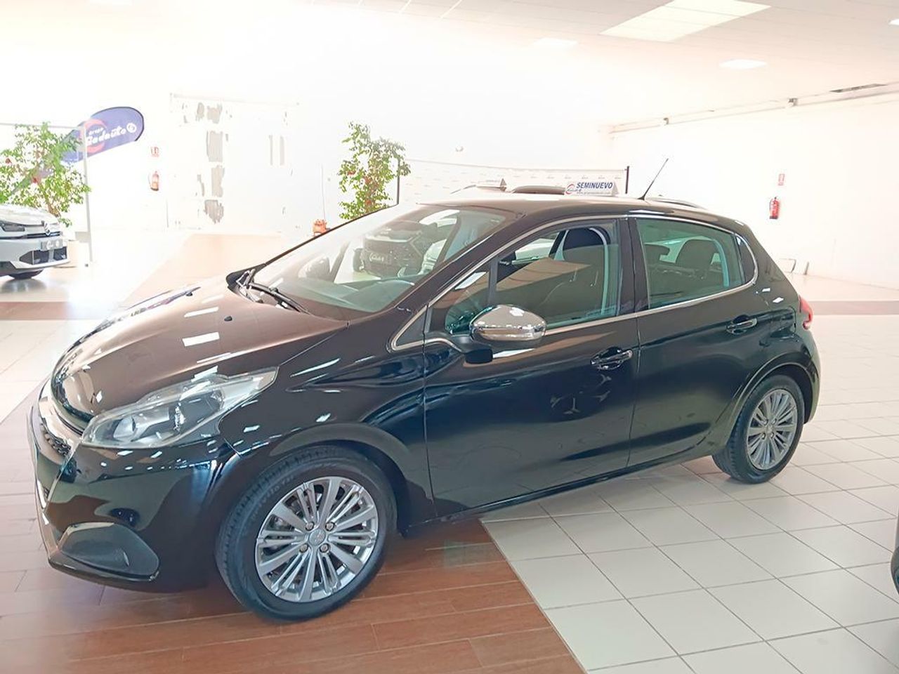 peugeot 208 2015 / foto grande (3)