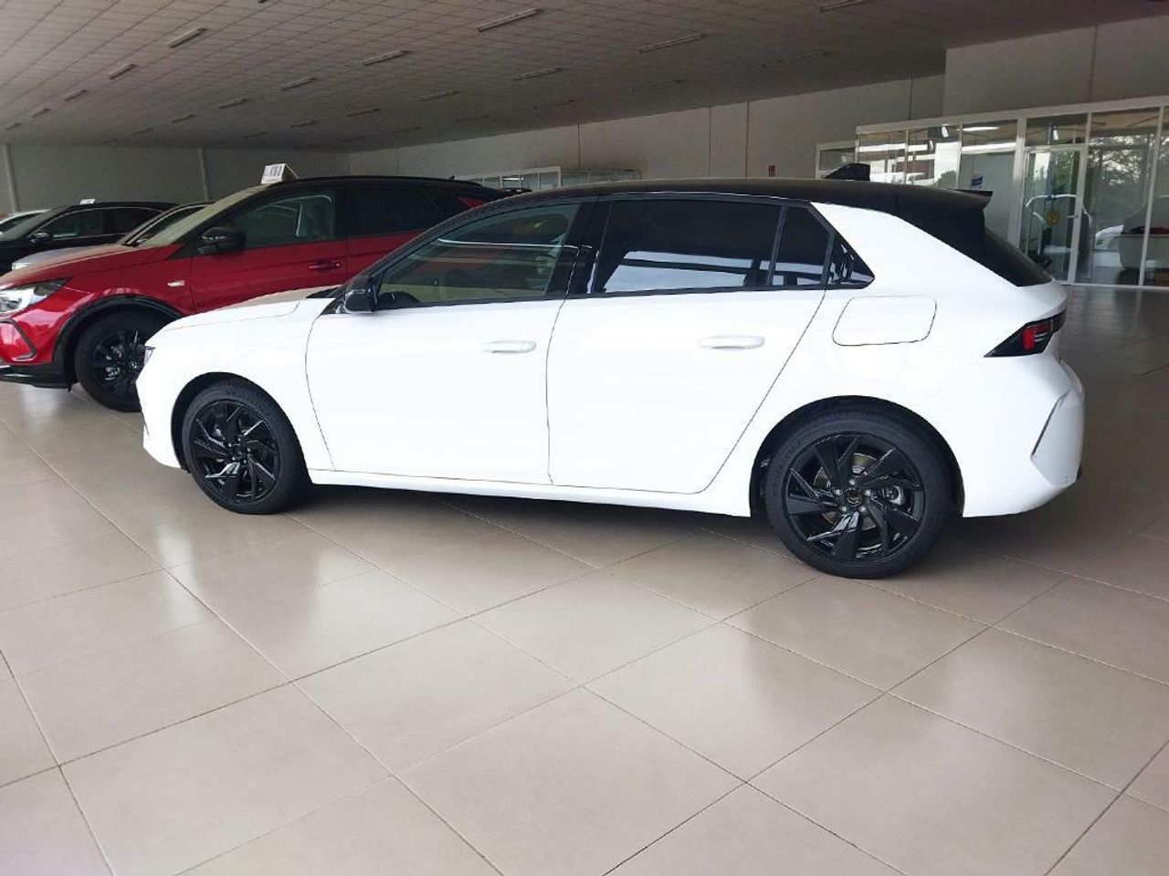 Opel Astra 1.6T PHEV 132KW GS AUTO 5P - foto 3