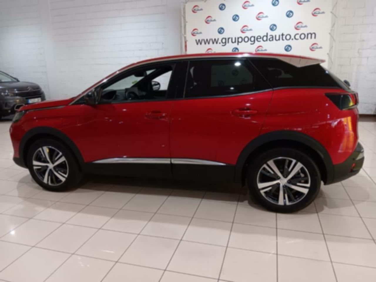 peugeot 3008 2023 / foto grande (2)