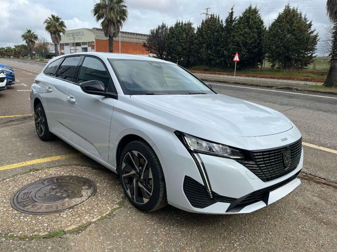 peugeot 308 2024 / foto grande (2)
