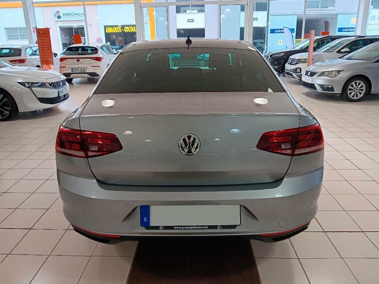 volkswagen passat 2020 / foto grande (2)