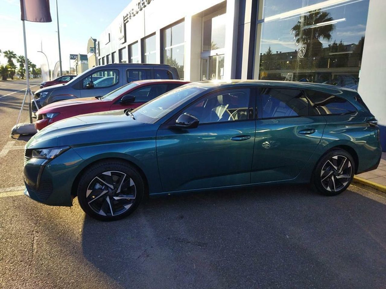 peugeot 308 2023 / foto grande (3)