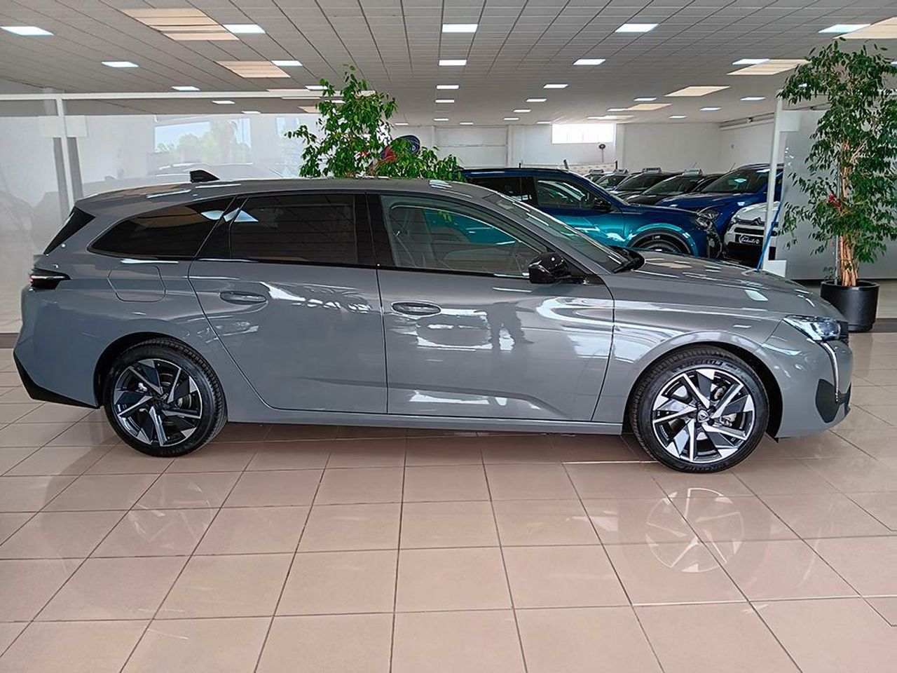 peugeot 308 2024 / foto grande (2)