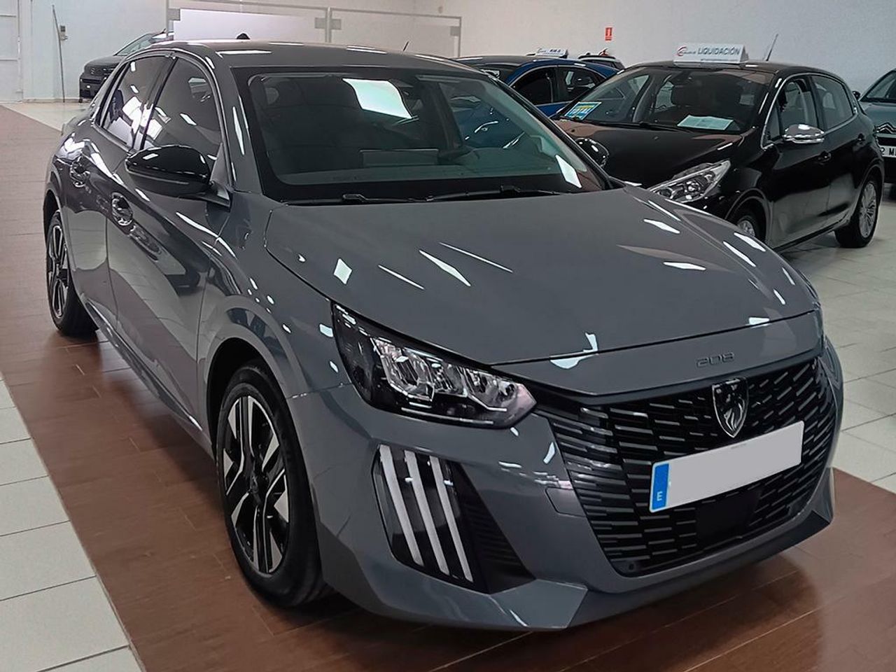 Foto peugeot 208 2025 /