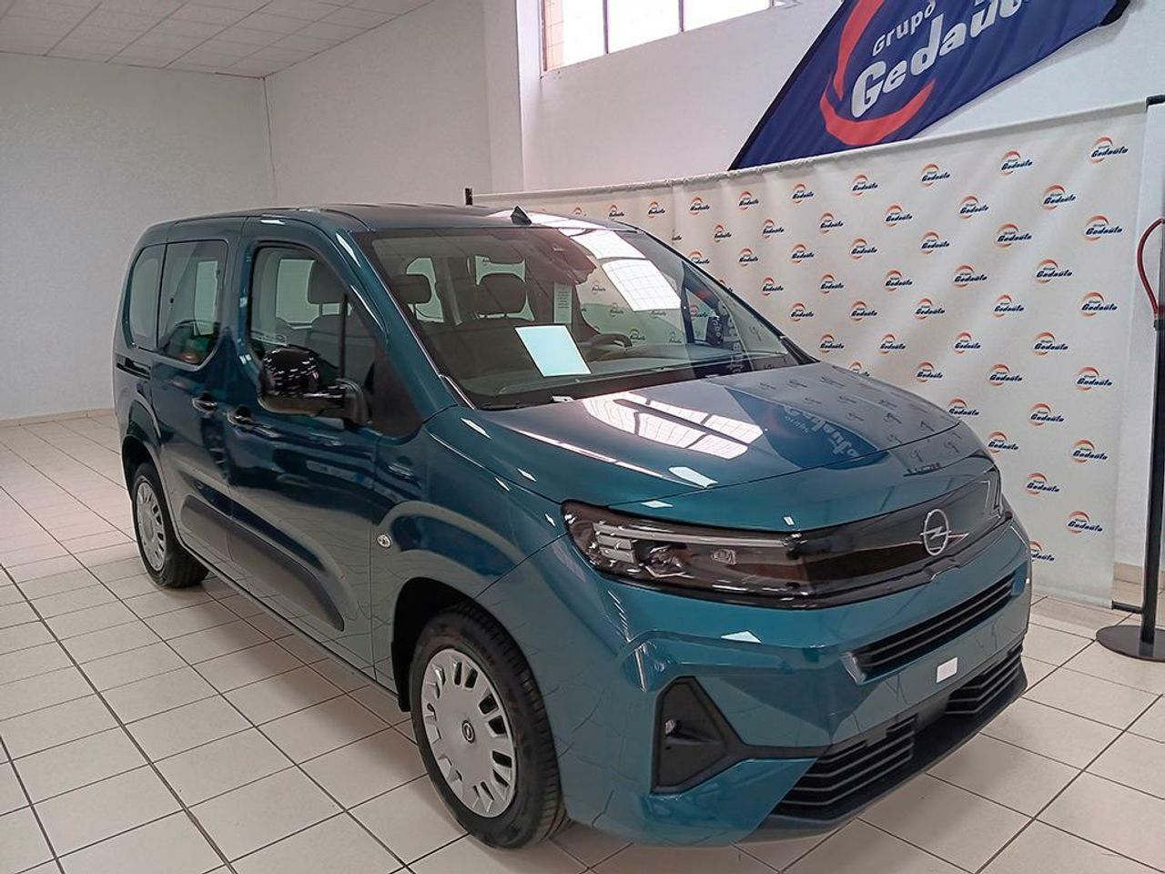 Foto opel combo cargo 2025 /
