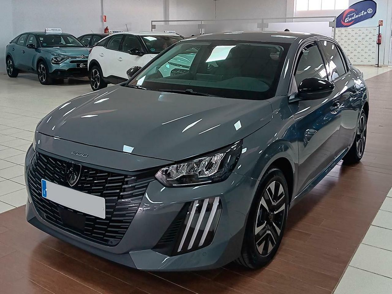 peugeot 208 2025 / foto grande (2)