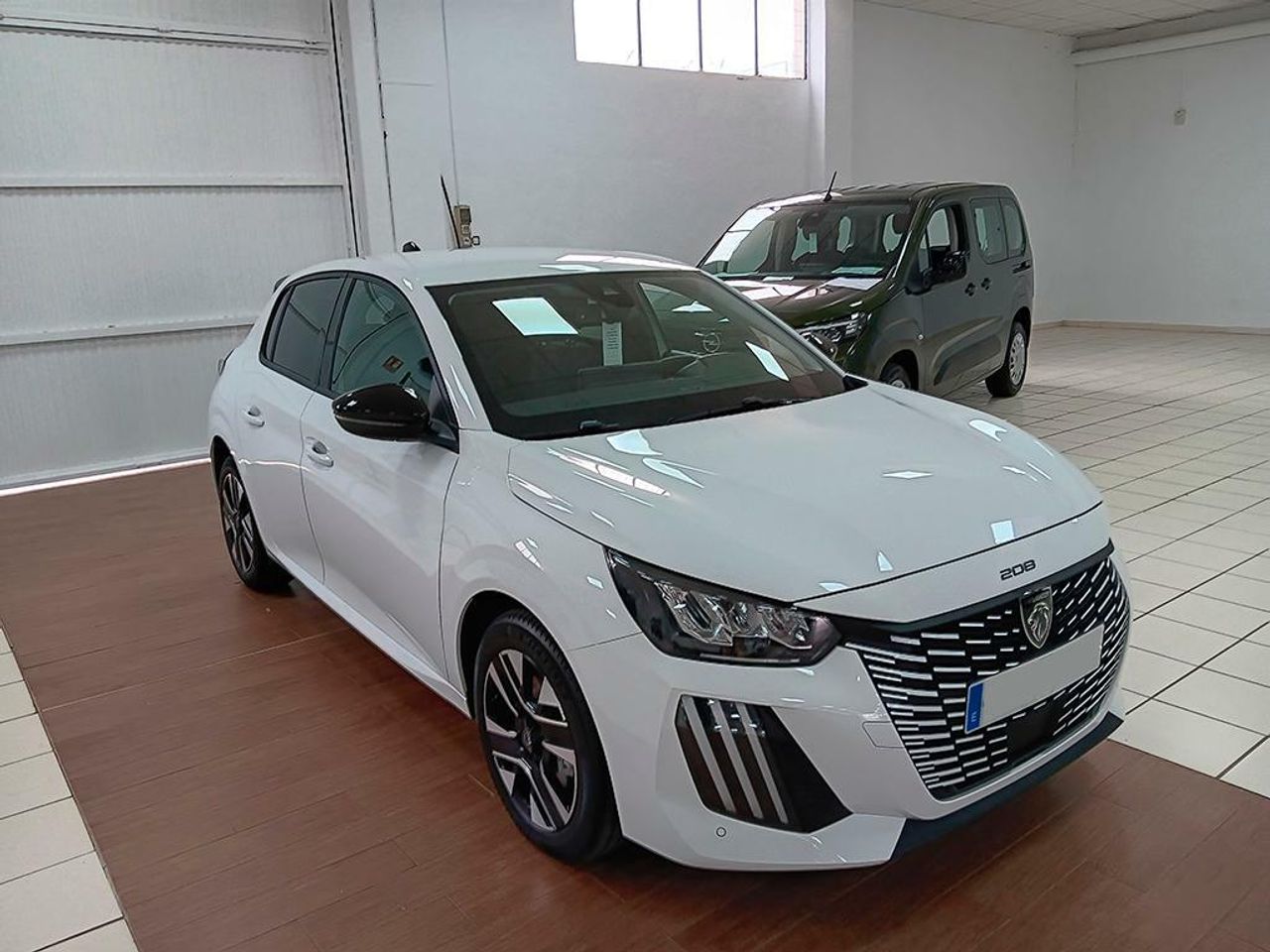 Foto peugeot 208 2025 /