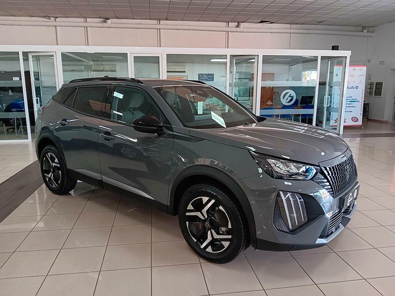 peugeot 2008 2025 /