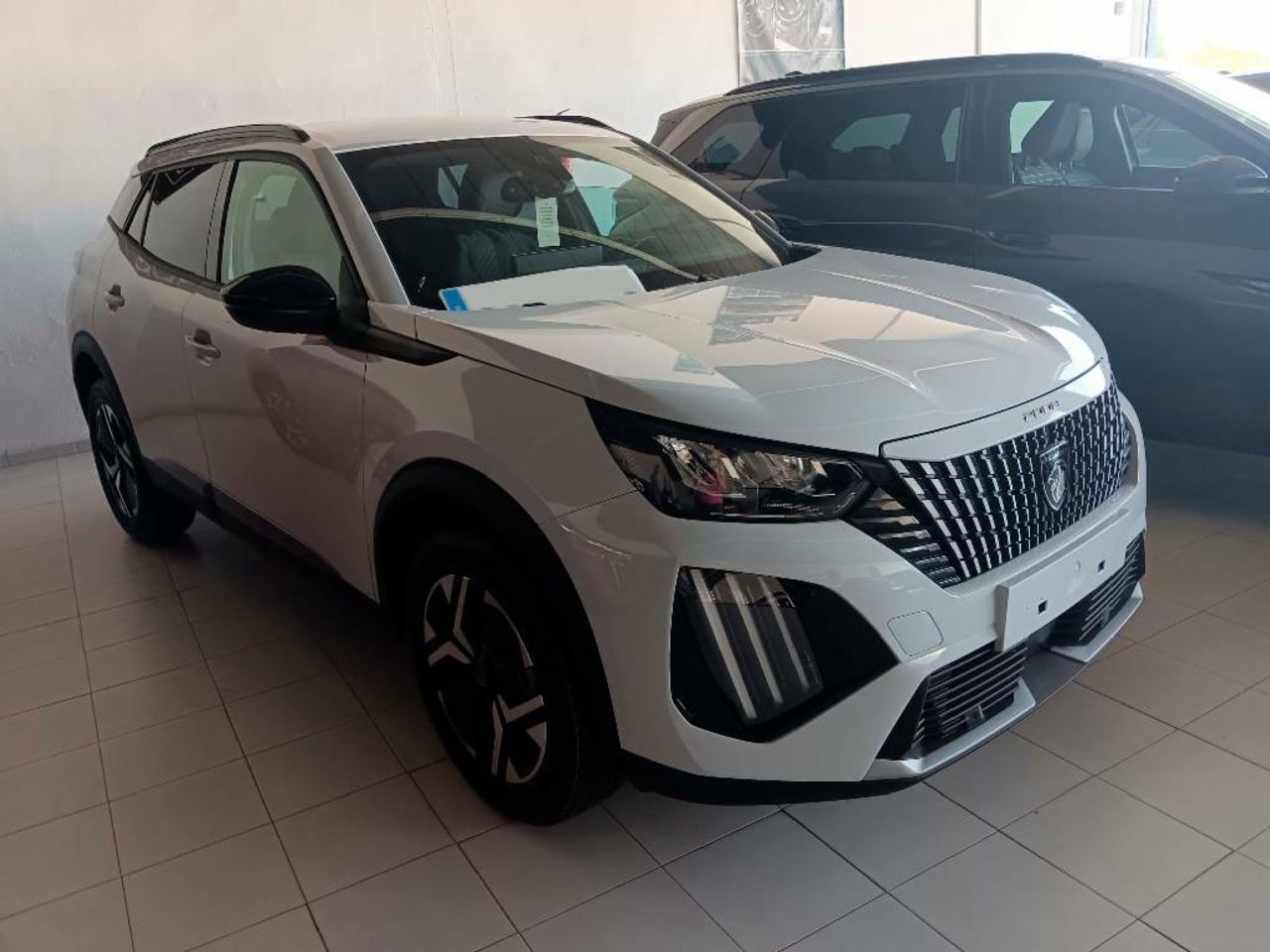 peugeot 2008 2025 /