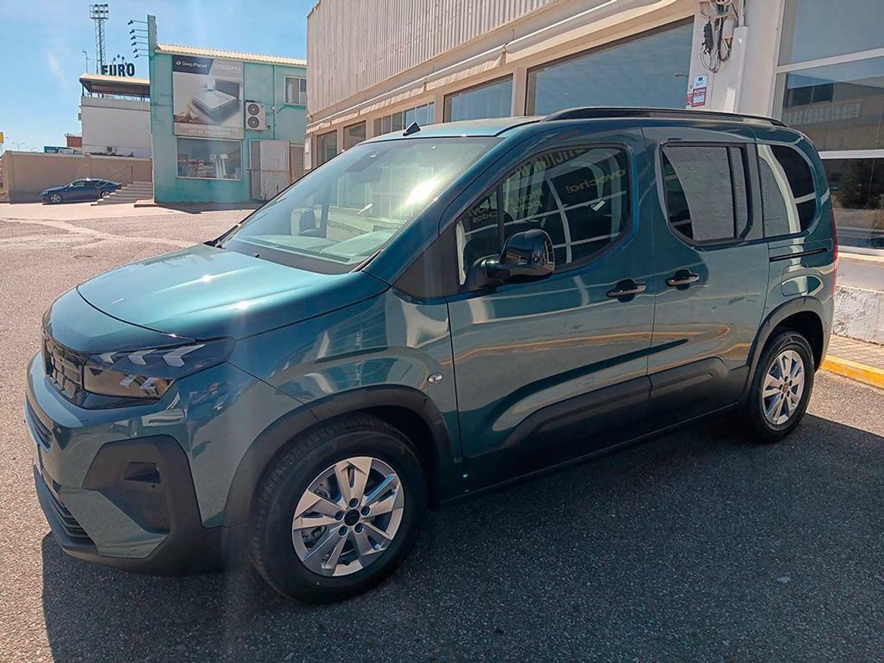 peugeot rifter 2025 /