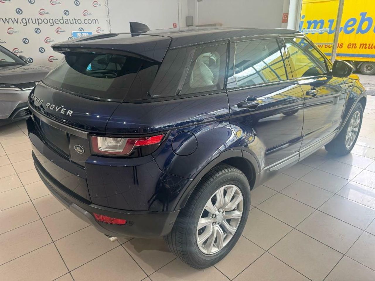 Land-Rover Range Rover Evoque 2.0L ED4 110KW 2WD SE DYNAMIC  - foto 4