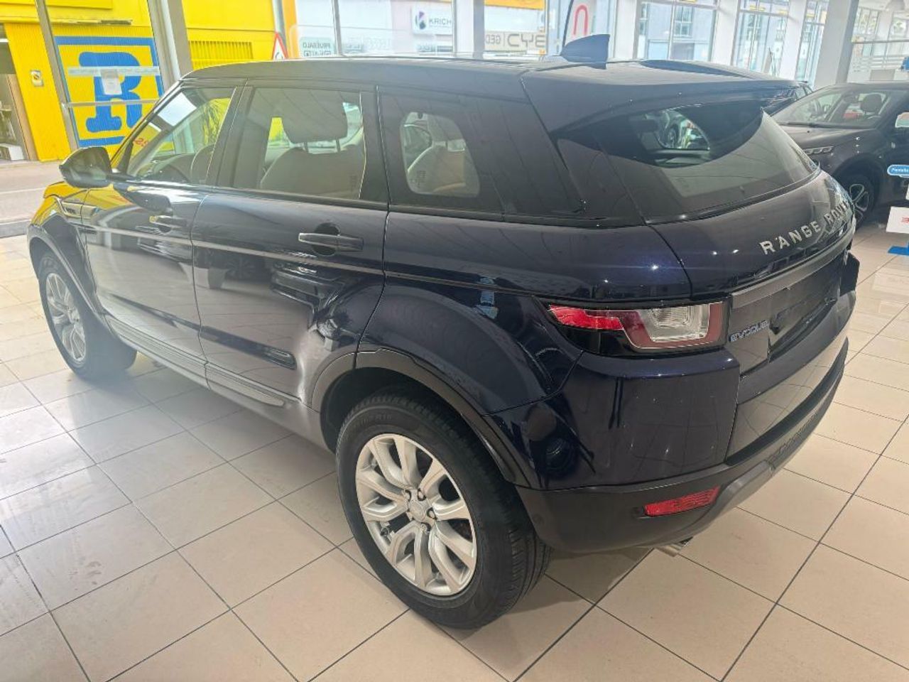 Land-Rover Range Rover Evoque 2.0L ED4 110KW 2WD SE DYNAMIC  - foto 5