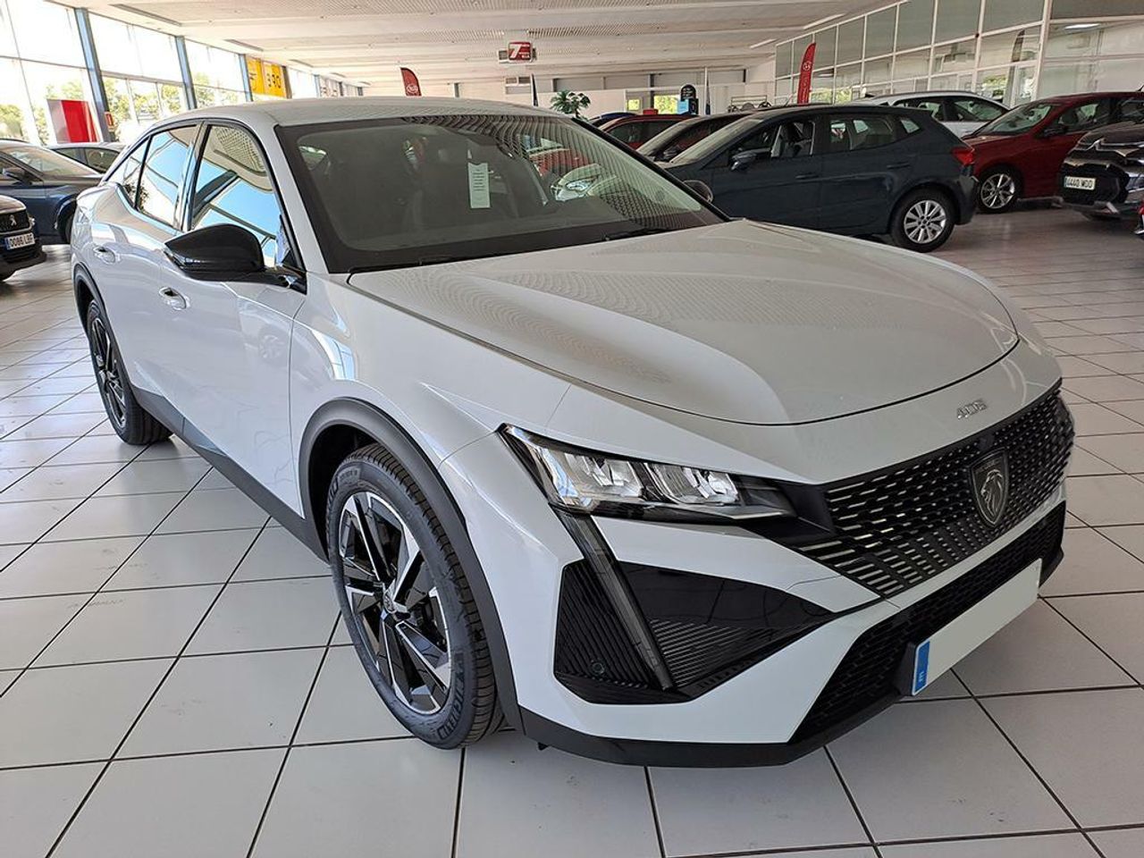 Peugeot 408 1.2 MHEV 145 E-DCS6 ALLURE 5P