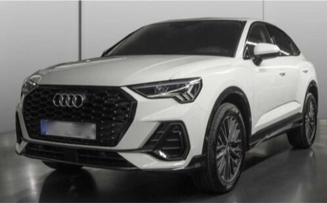 audi q3 2020 /