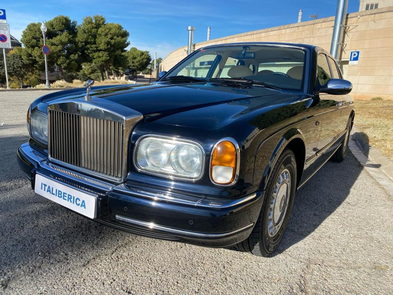 rolls-royce silver seraph 2000 /