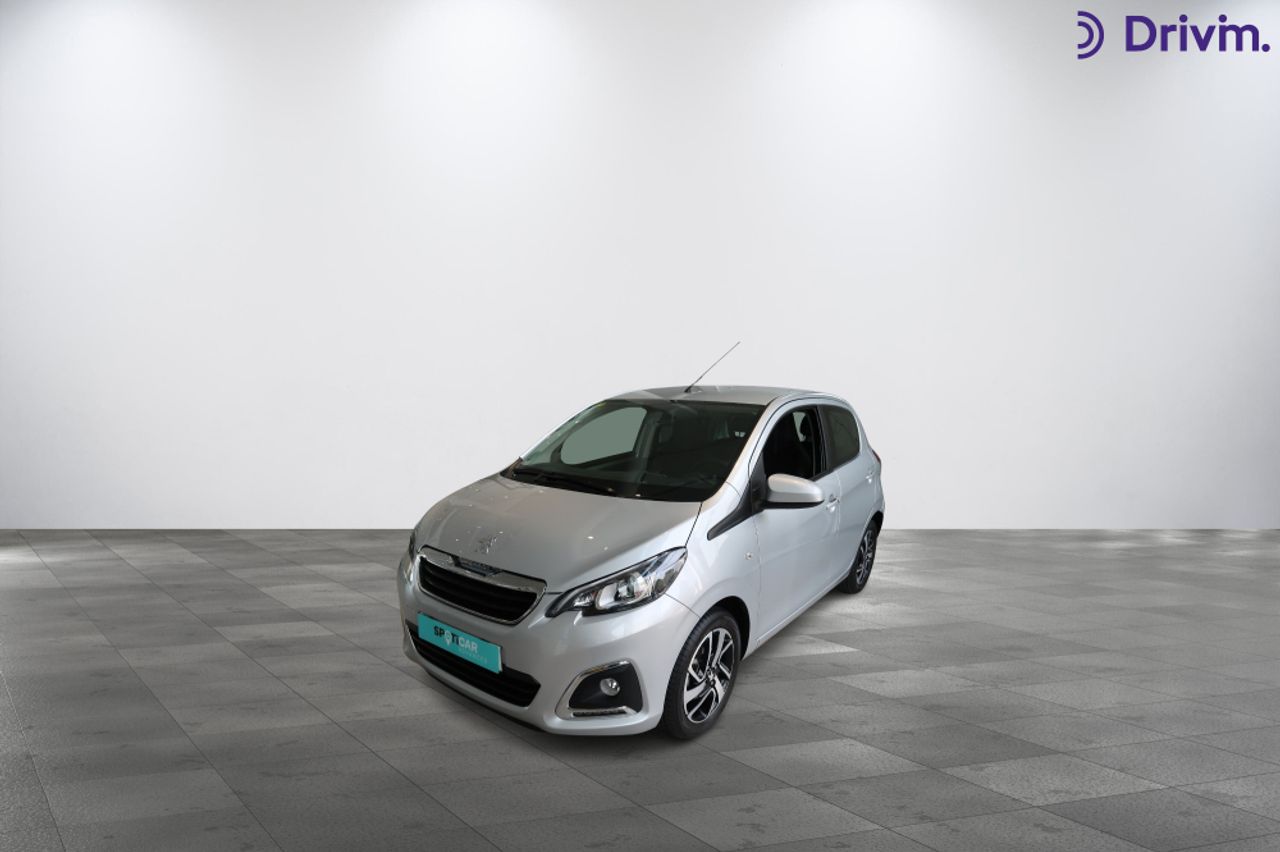 Dacia sandero gris claro  de segunda mano - peugeot 108 2018 /
