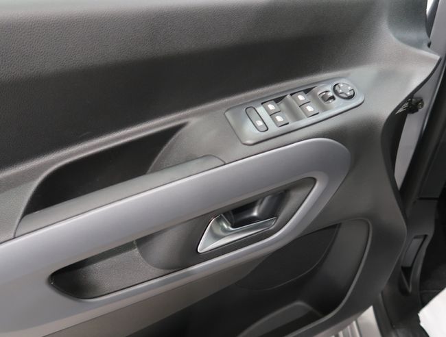 Imatge del vehicle 8