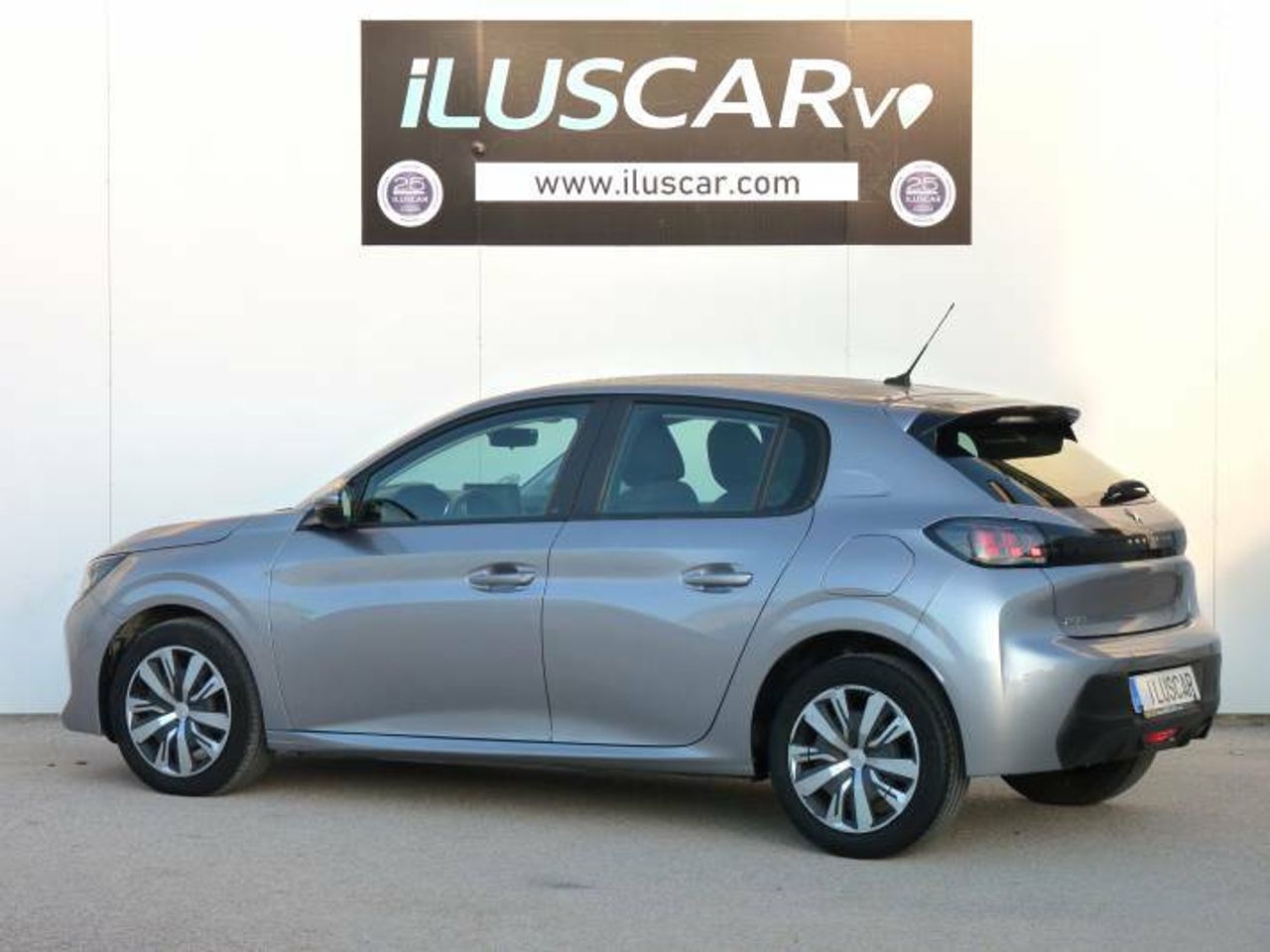 Peugeot 208 1.2 PURETECH ACTIVE 75 CV  - Foto 6