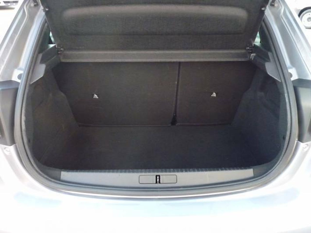 Peugeot 208 1.2 PURETECH ACTIVE 75 CV  - Foto 34