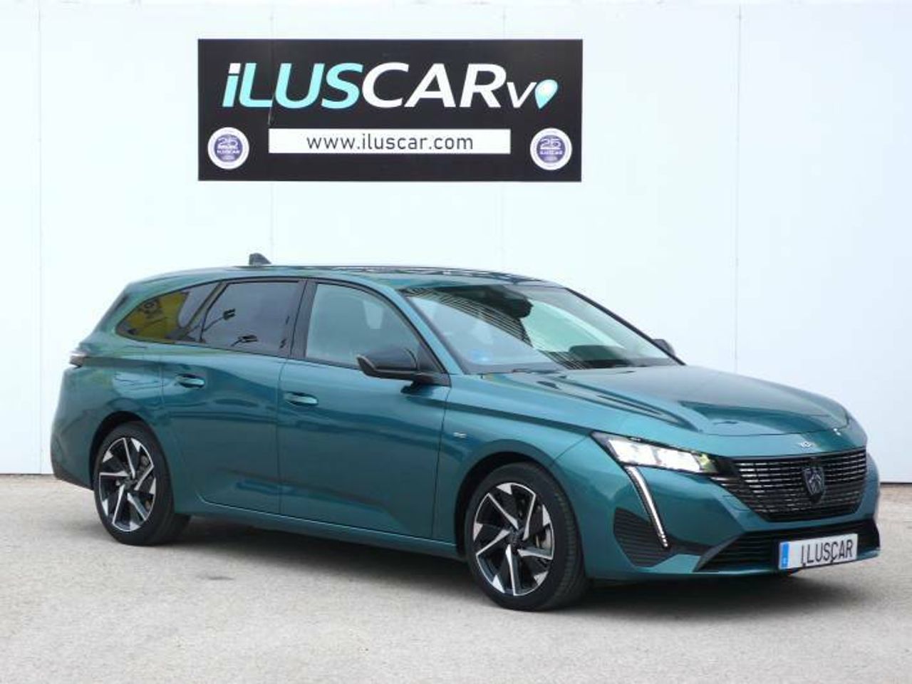 Peugeot 308 Allure Pack SW Hybrid 180 EAT8  - Foto 8
