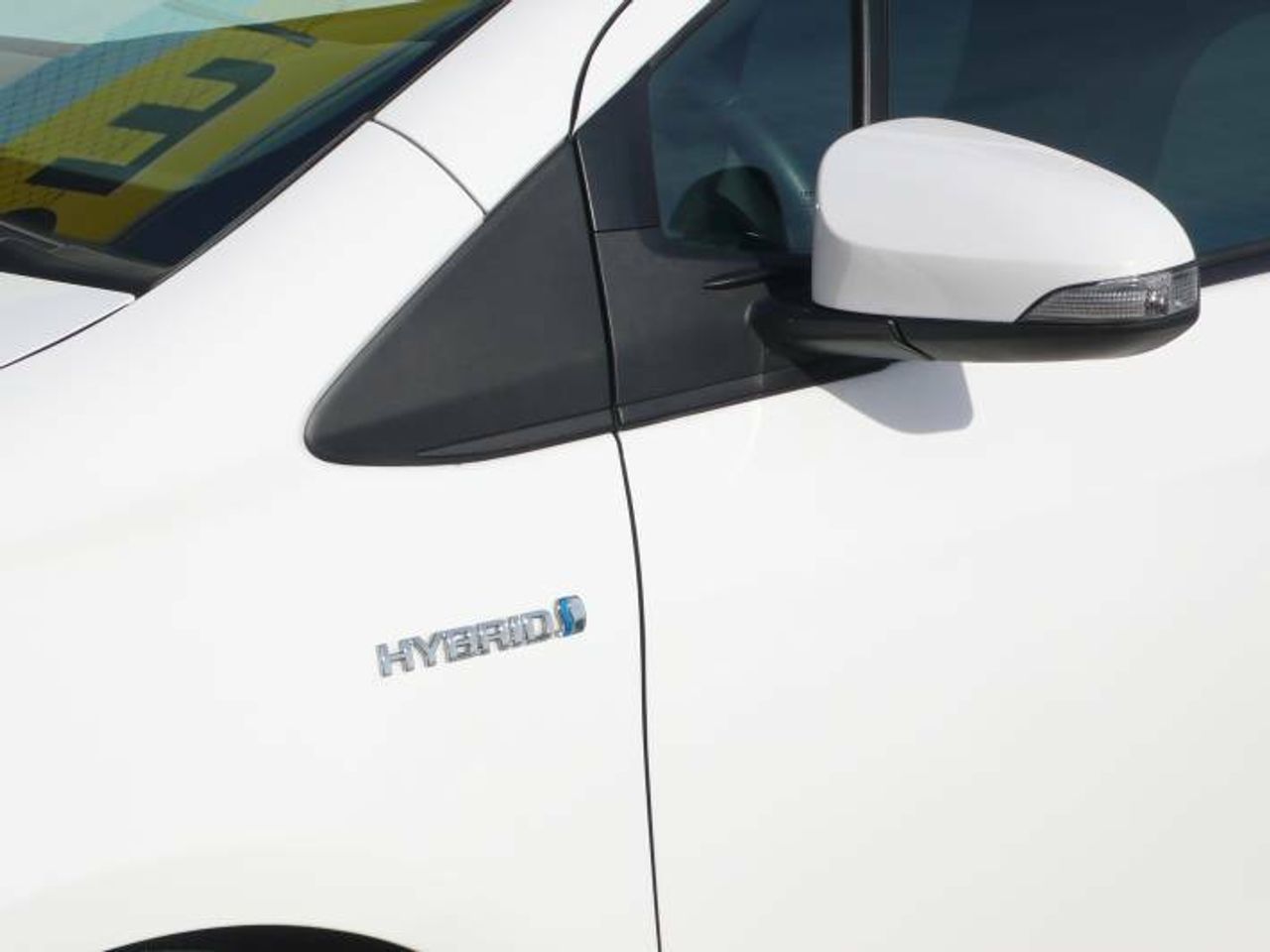 Toyota Yaris HYBRID 100H 1.5 ACTIVE  - Foto 30