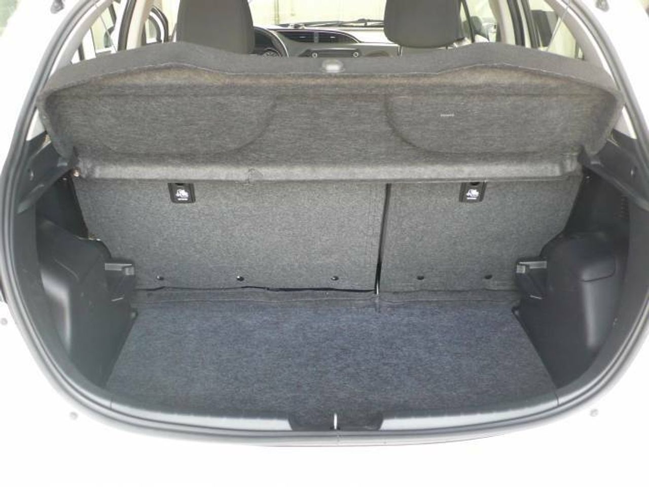 Toyota Yaris HYBRID 100H 1.5 ACTIVE  - Foto 27