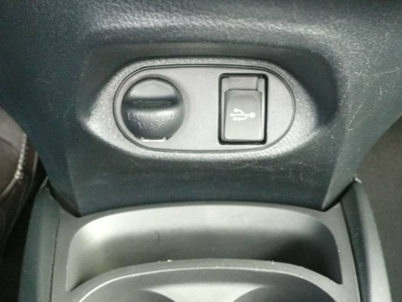 Toyota Yaris HYBRID 100H 1.5 ACTIVE  - Foto 14
