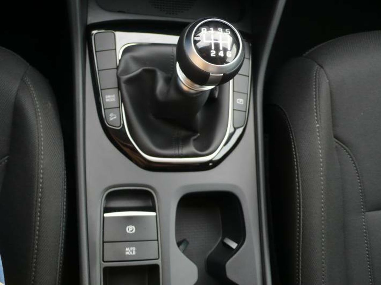 Hyundai Tucson 1.6 SKYMaxx 2WD  - Foto 17
