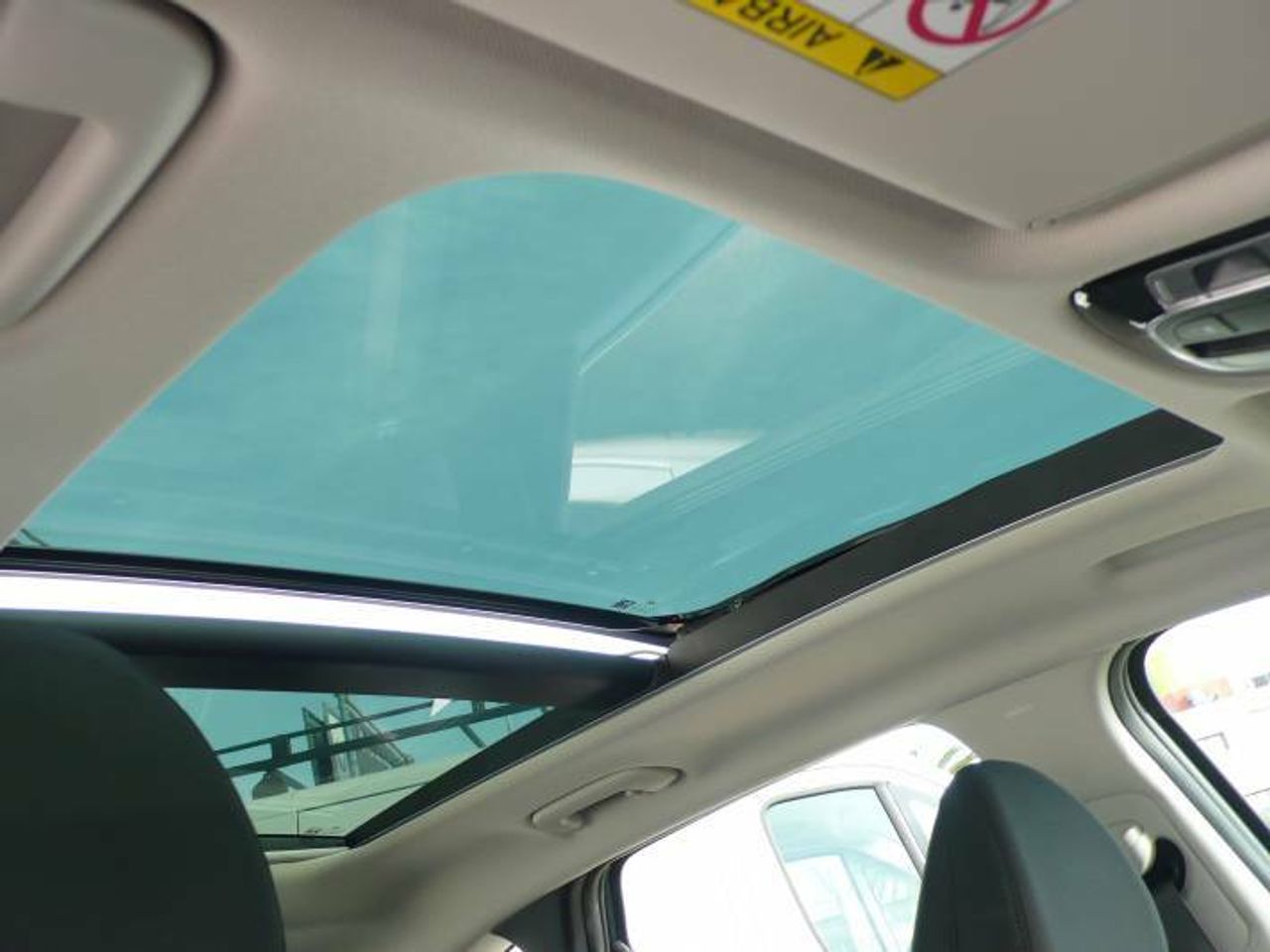 Hyundai Tucson 1.6 SKYMaxx 2WD  - Foto 28