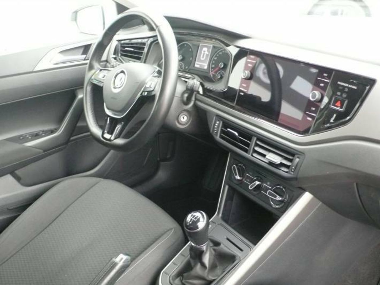 Volkswagen Polo 1.6TDI Advance 70kW  - Foto 21
