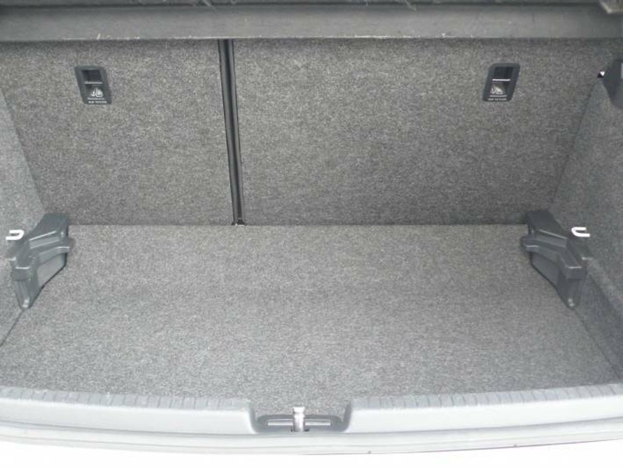 Volkswagen Polo 1.6TDI Advance 70kW  - Foto 29