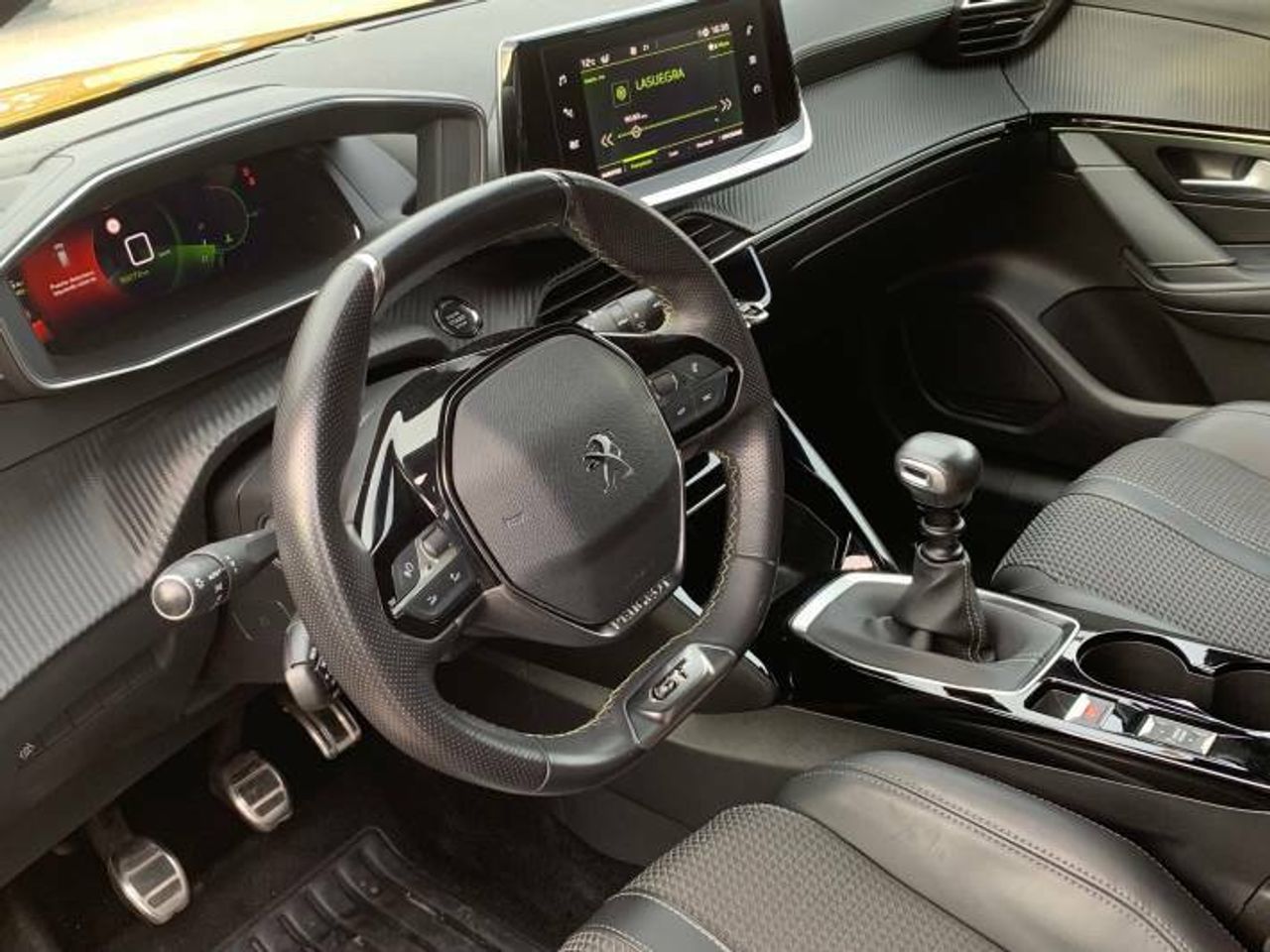 peugeot 208 2020 / foto grande (2)