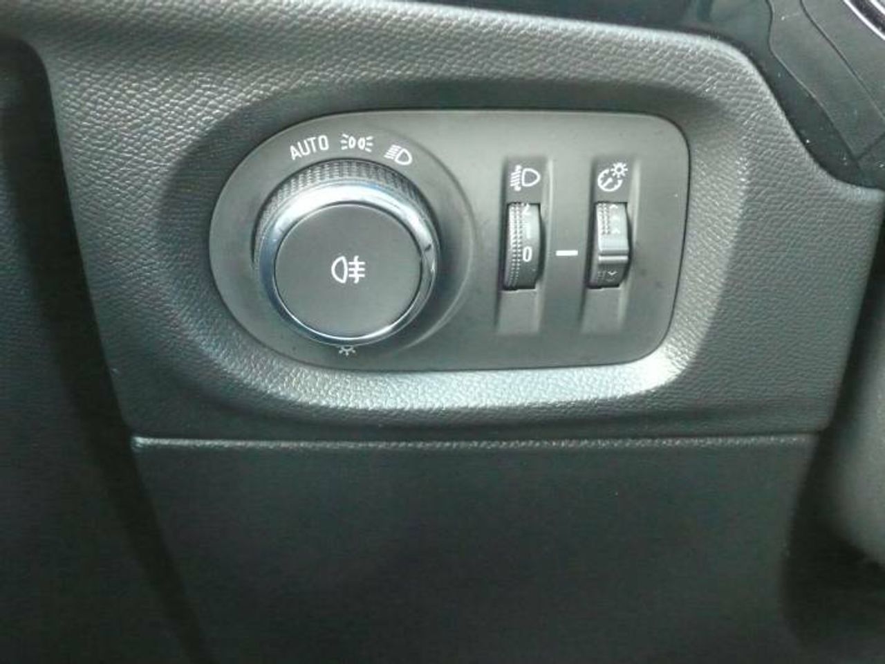 Opel Corsa 50KWh EDITION-E  - Foto 31