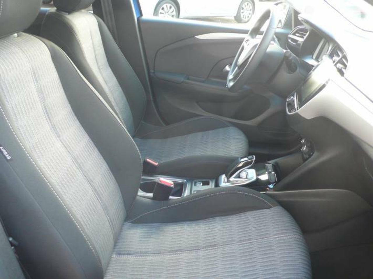 Opel Corsa 50KWh EDITION-E  - Foto 12