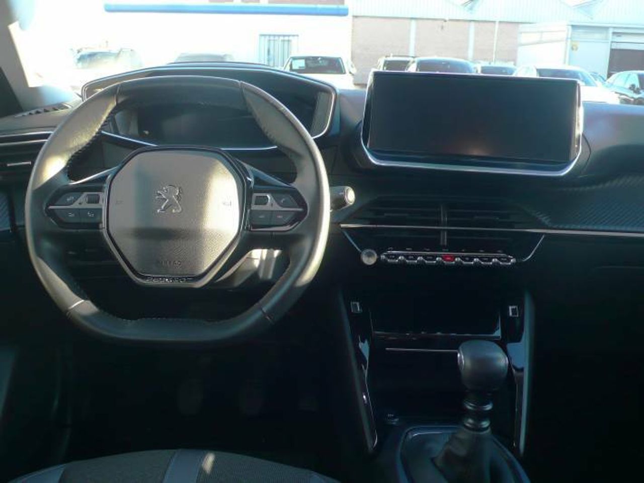 Peugeot 2008 1.2 PureTech S&S Allure 130cv  - Foto 20