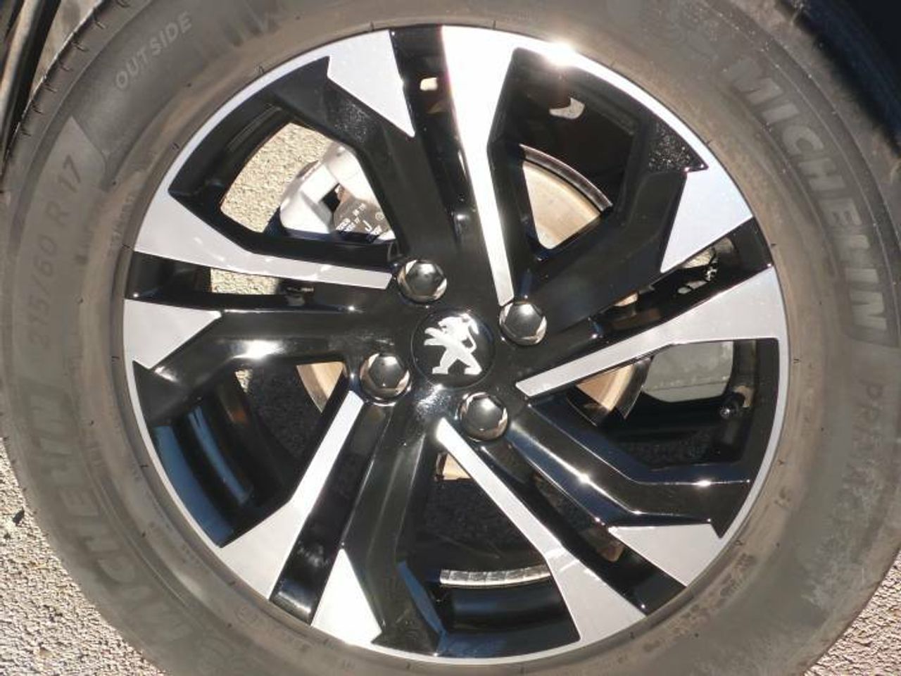 Peugeot 2008 1.2 PureTech S&S Allure 130cv  - Foto 10