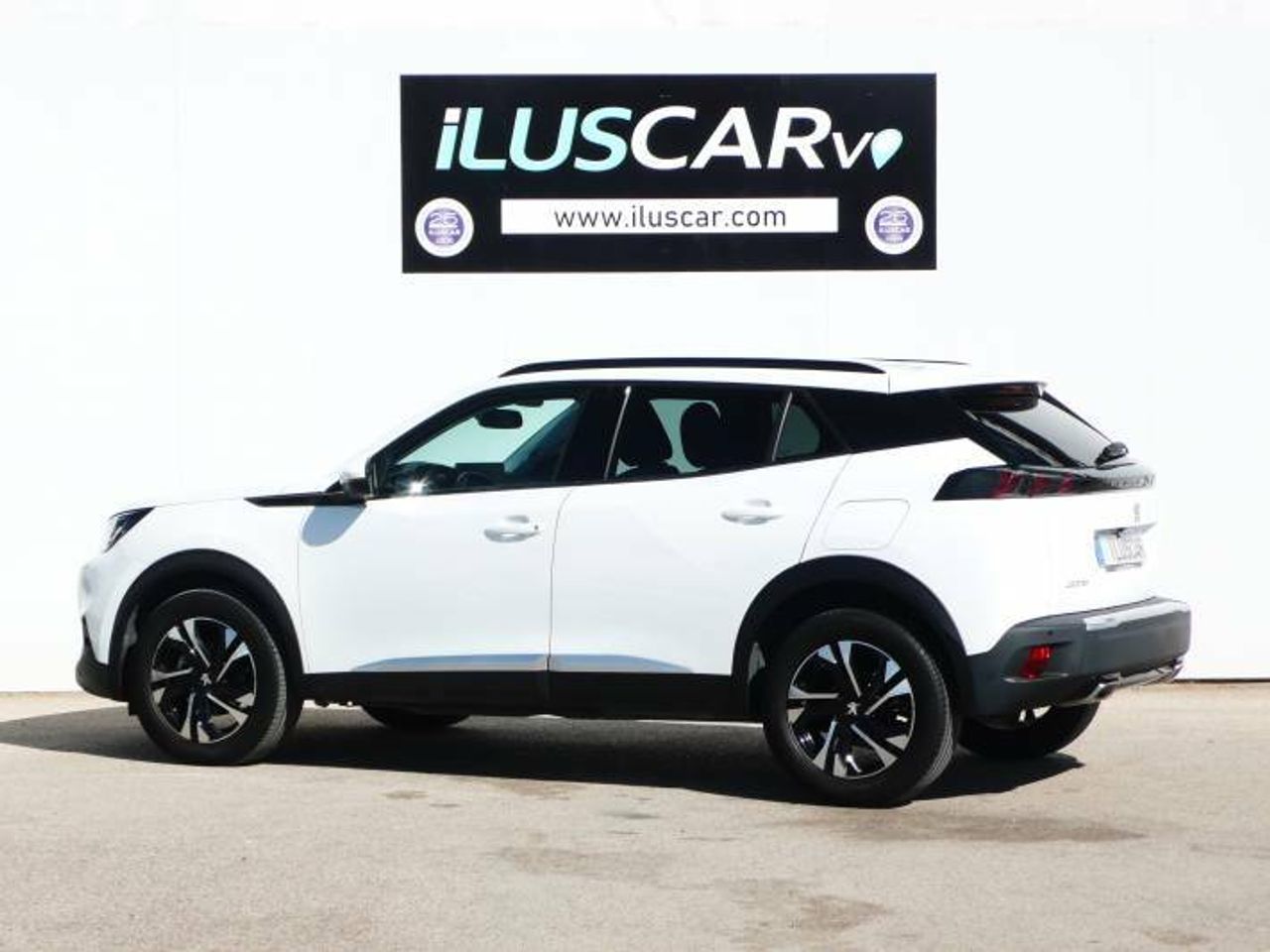 Peugeot 2008 1.2 PureTech S&S Allure 130cv  - Foto 6