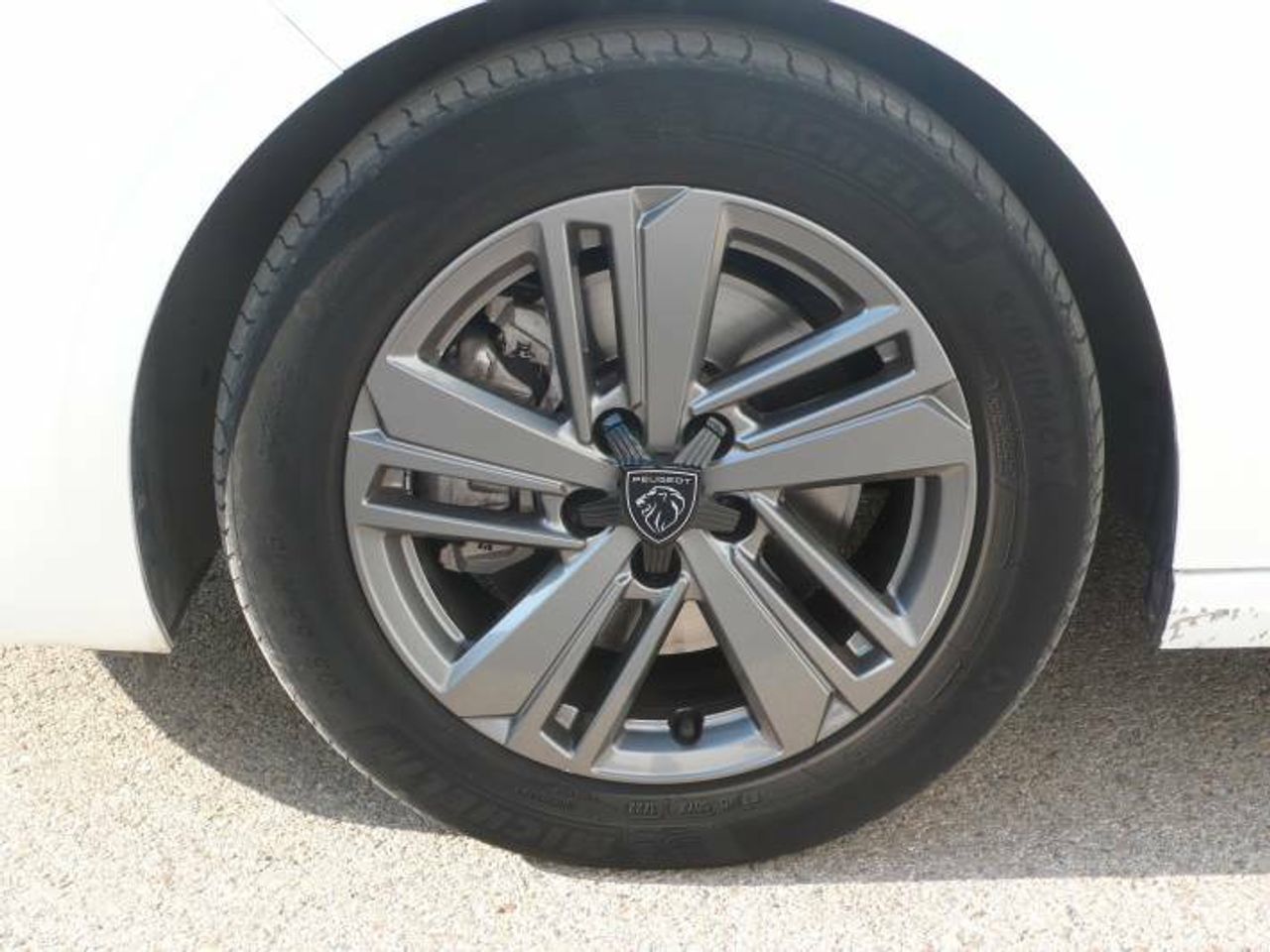 Peugeot 308 Nuevo 308 5P Active Pack BlueHDi 130 S&S MAN  - Foto 9