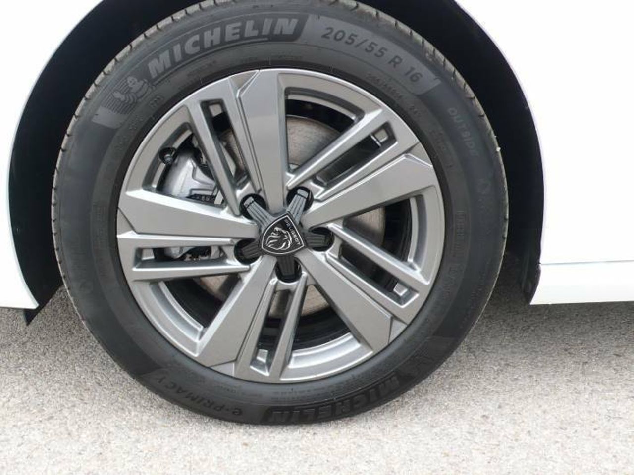 Peugeot 308 Nuevo 308 5P Active Pack BlueHDi 130 S&S MAN  - Foto 11