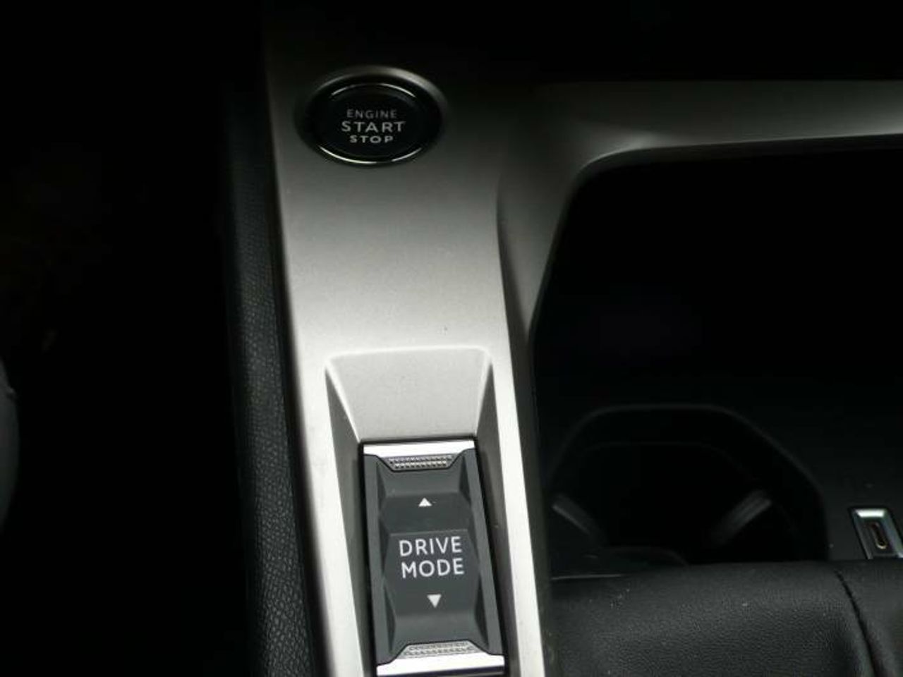 Peugeot 308 Nuevo 308 5P Active Pack BlueHDi 130 S&S MAN  - Foto 18