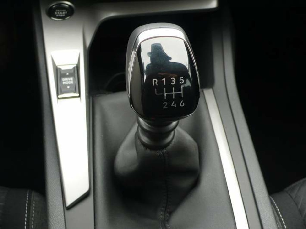 Peugeot 308 Nuevo 308 5P Active Pack BlueHDi 130 S&S MAN  - Foto 19
