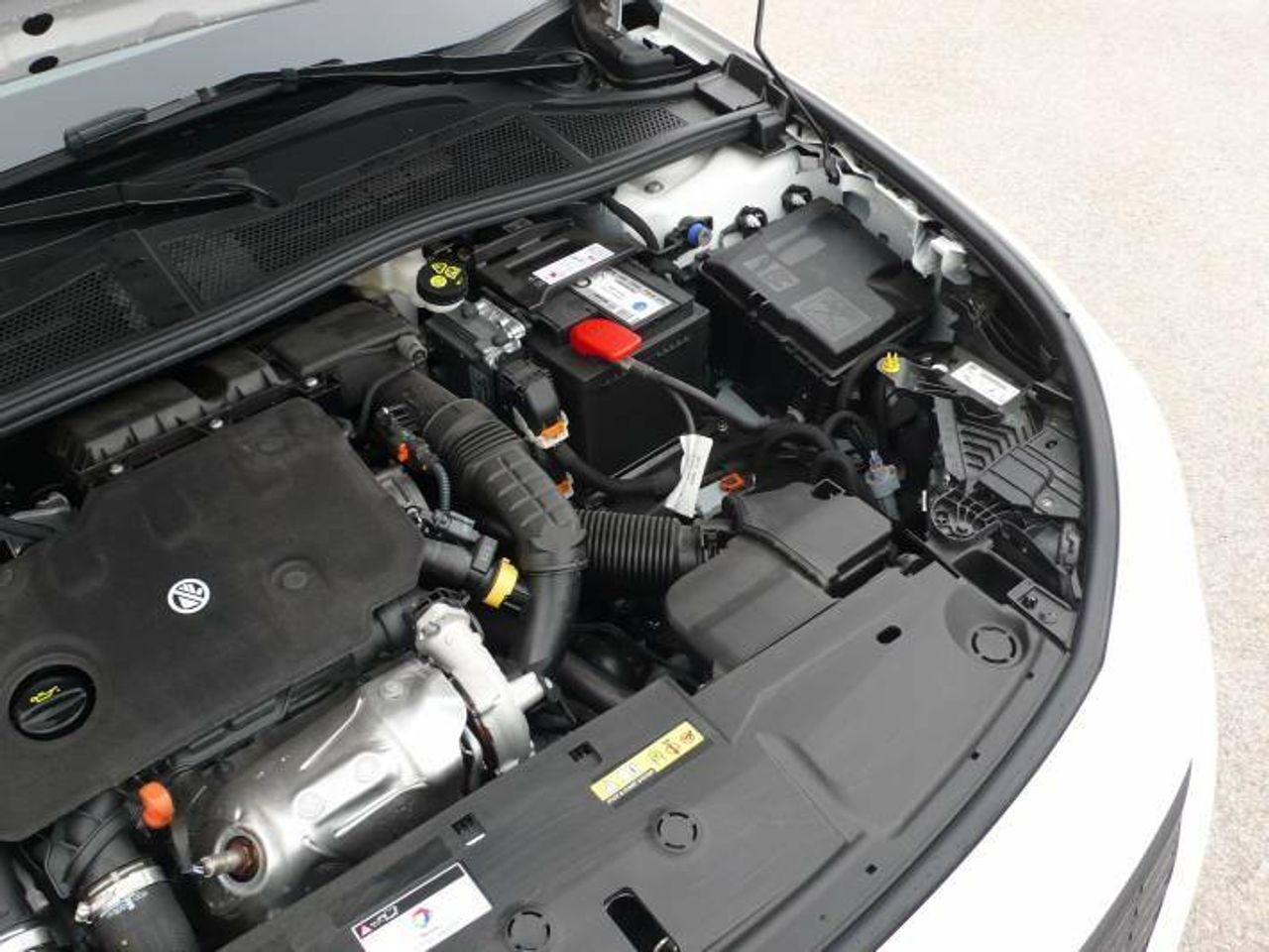 Peugeot 308 Nuevo 308 5P Active Pack BlueHDi 130 S&S MAN  - Foto 25