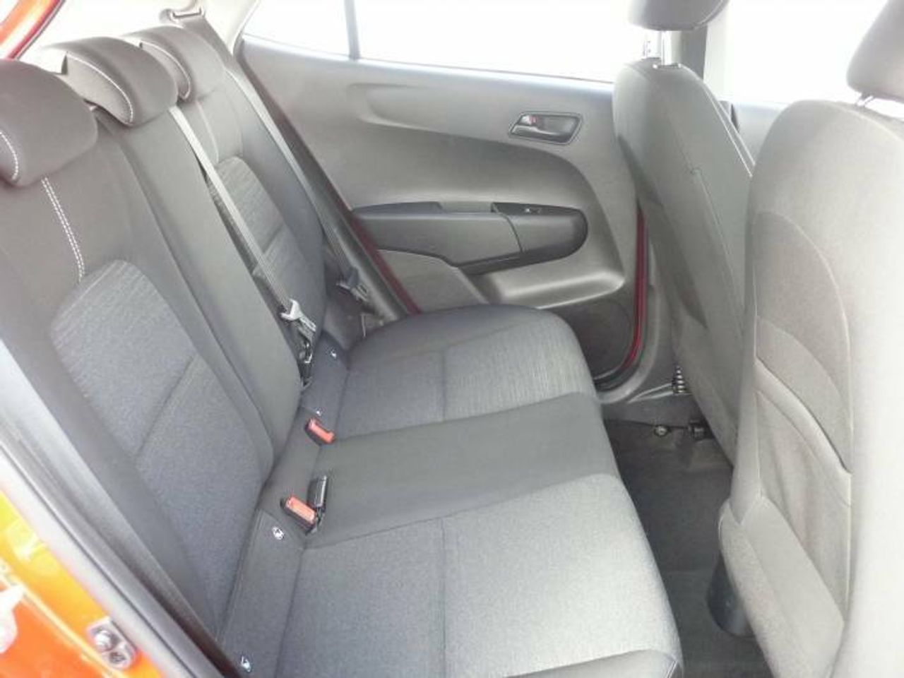 Kia Picanto 1.0 DPi 49kw 67cv Concept  - Foto 12