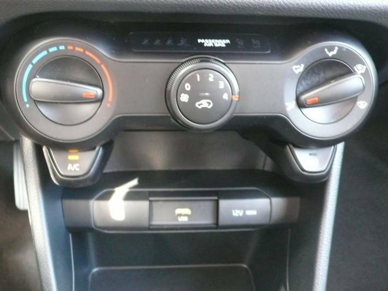 Kia Picanto 1.0 DPi 49kw 67cv Concept  - Foto 16