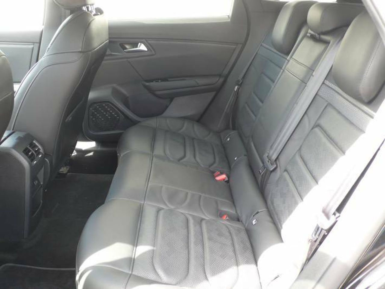 Citroën C5 C5 X 1 Hybrid 225 e-EAT8 SHINE  - Foto 10