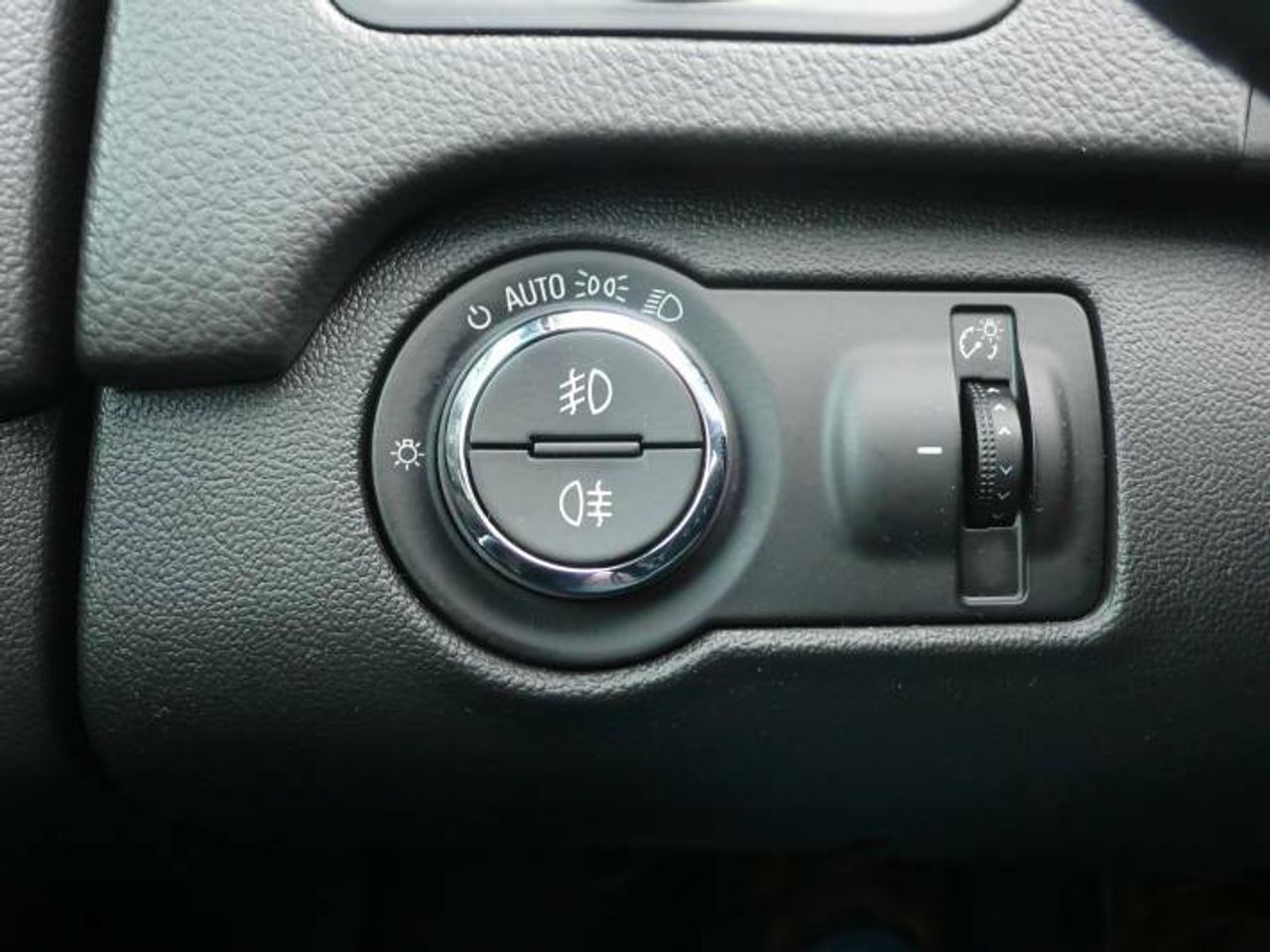 Opel Insignia  2.0CDTI 4X4 sportive auto  - Foto 27