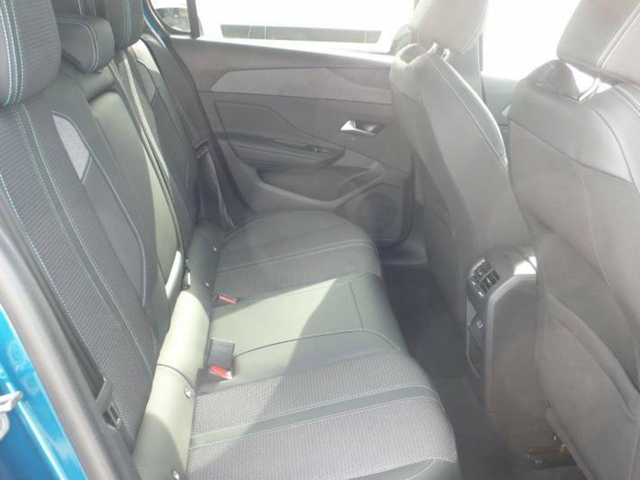 Peugeot 308 1.5 BlueHDi 130  Allure EAT8  - Foto 11
